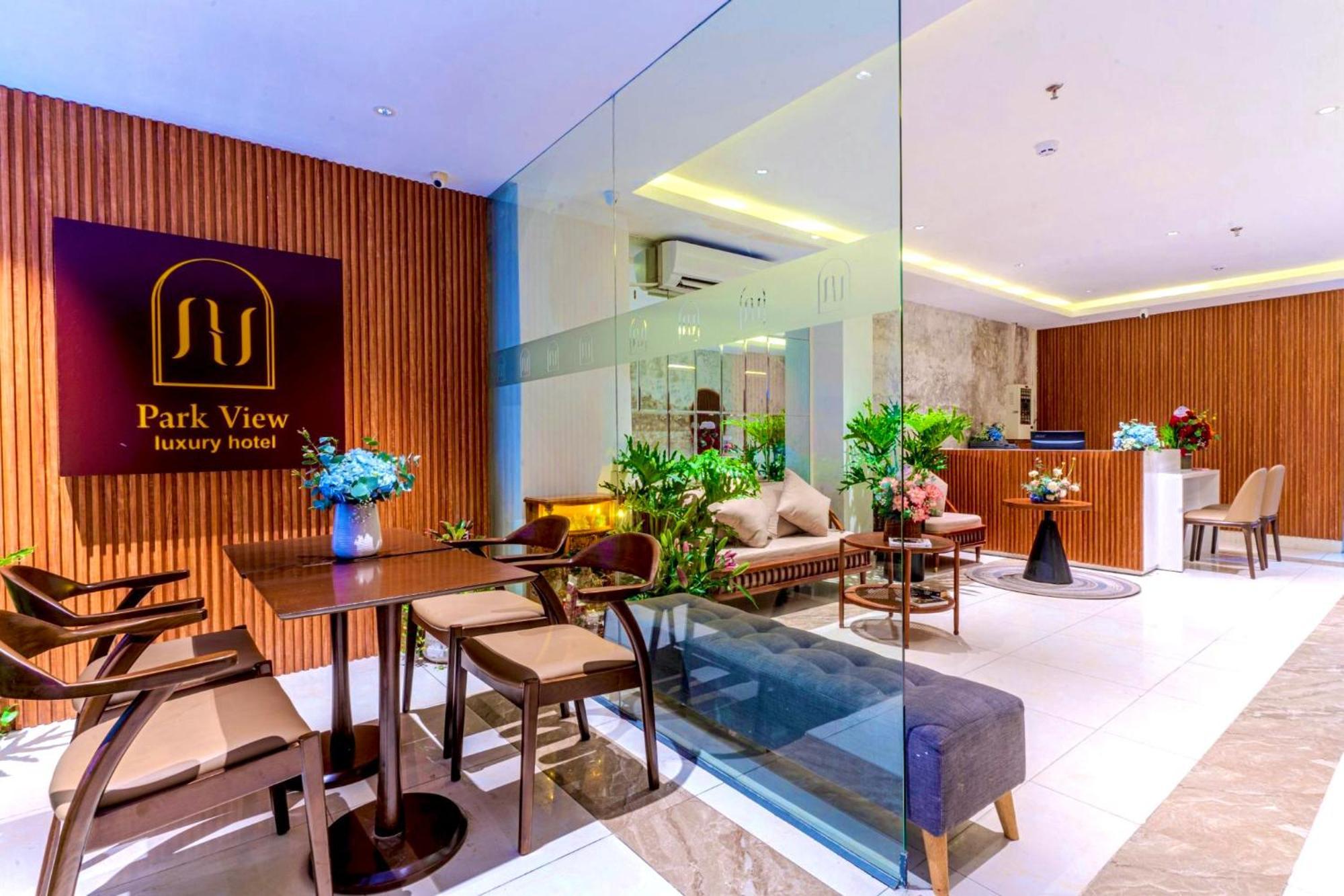 Park View Luxury Hotel Ho Chi Minh-staden Exteriör bild