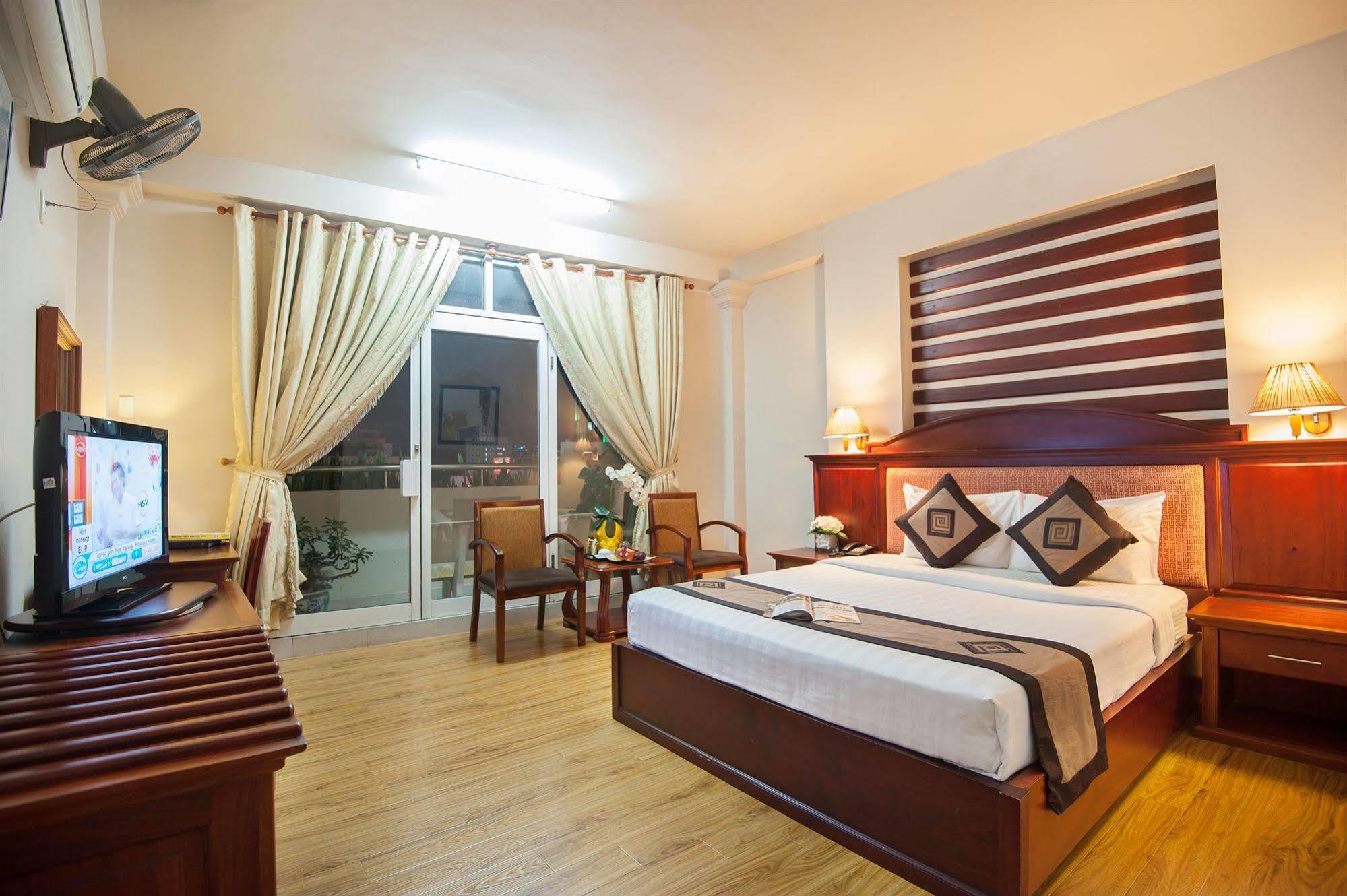 Park View Luxury Hotel Ho Chi Minh-staden Exteriör bild